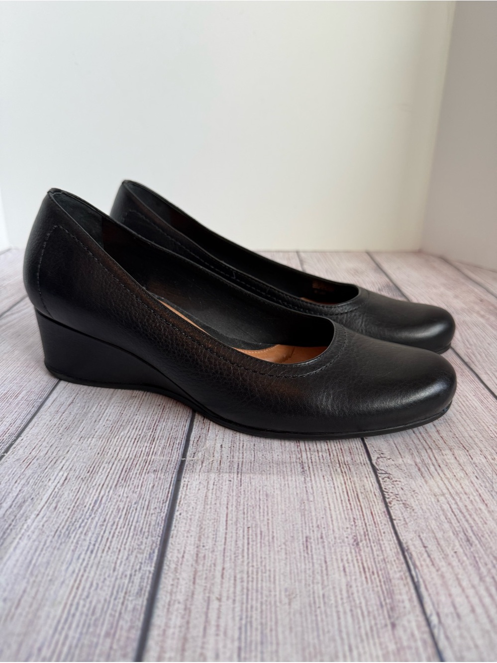 NURTURE Black Leather Wedge Dress Shoes 8.5